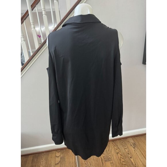 Lyssé Cold Shoulder Essential Button Down Blouse Small - Picture 3 of 3